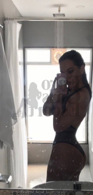 Eshal erotic massage in Rochester NY